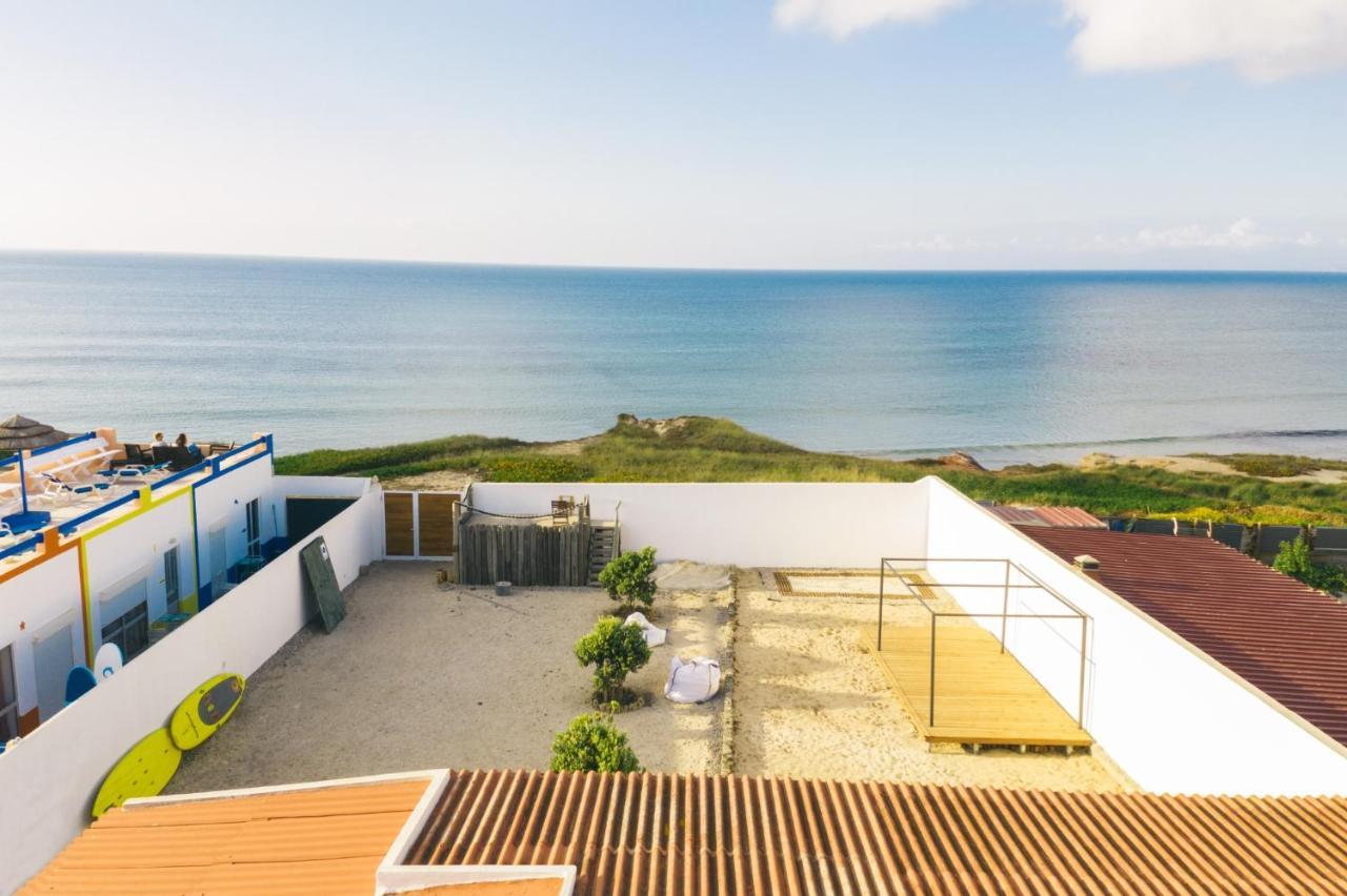 Soulsurfcamp Portugal Bed & Breakfast Peniche Dış mekan fotoğraf