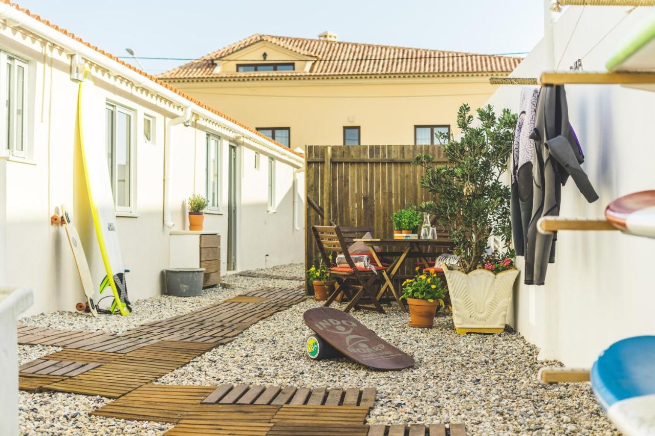 Soulsurfcamp Portugal Bed & Breakfast Peniche Dış mekan fotoğraf